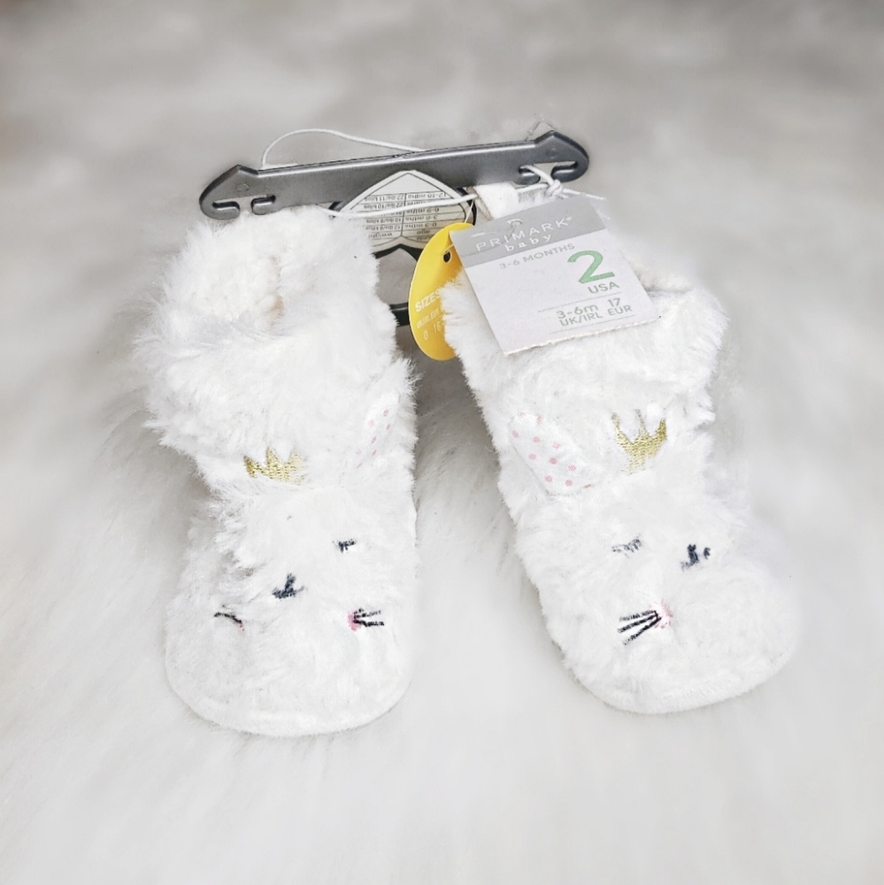 Primark White Fluffy Fur Baby Boots